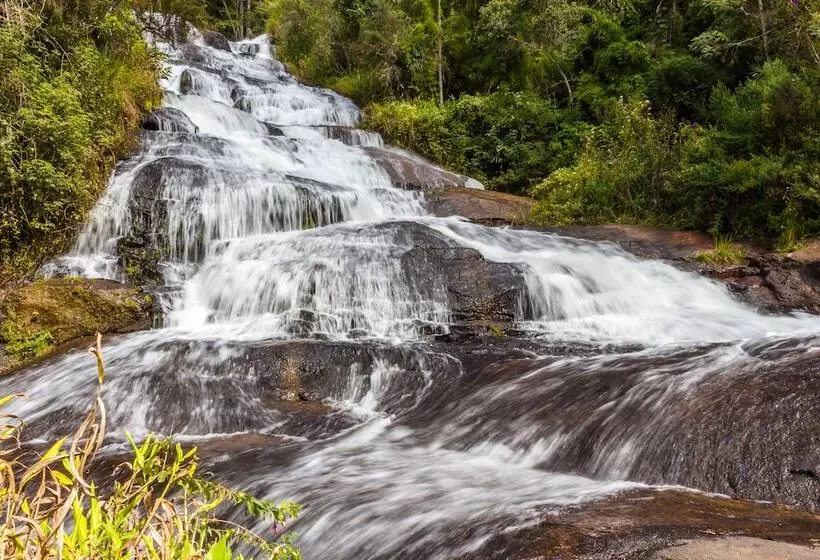 ペンション Pousada Espelho Dágua