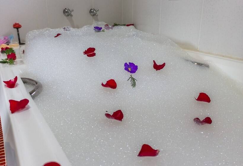 膳宿费 Pousada Espelho Dágua