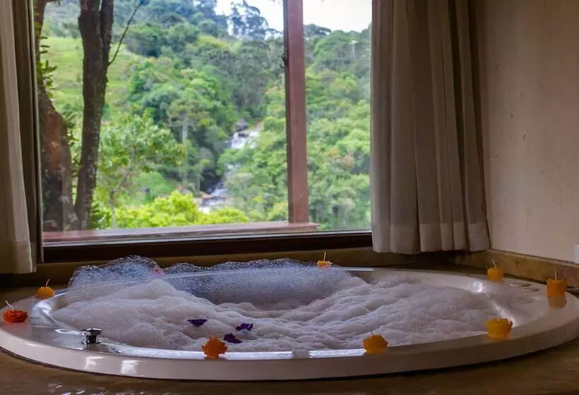 ペンション Pousada Espelho Dágua