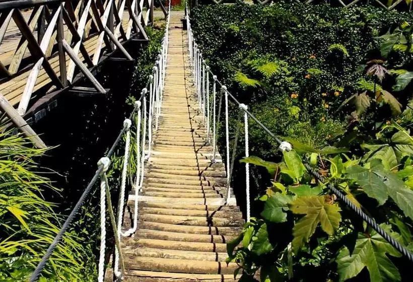 استراحتگاه Complejo Turístico El Conquistador