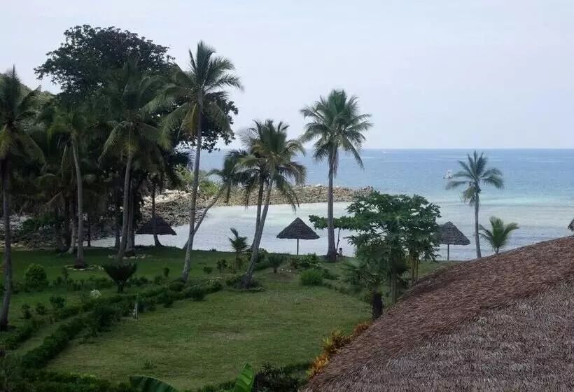 استراحتگاه Océan Beach Sakatia