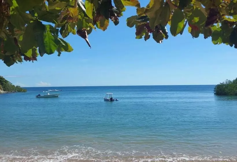 استراحتگاه Océan Beach Sakatia
