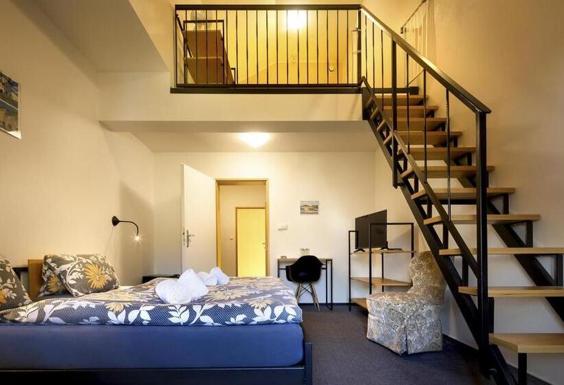 Wellness Hotel Lihovar