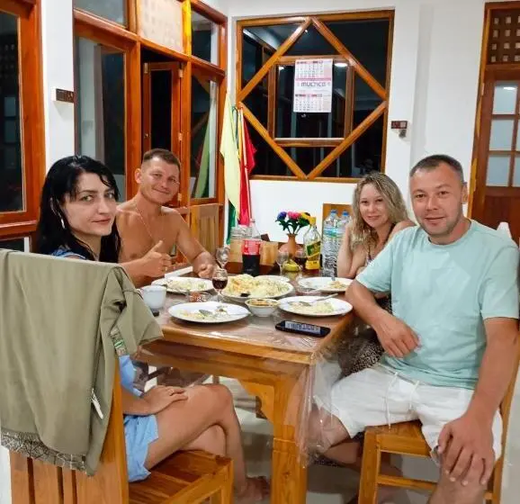 ホテル Diyaluma Nas Villa
