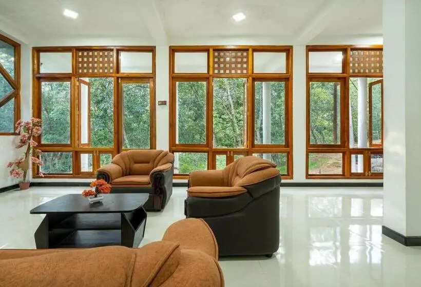 ホテル Diyaluma Nas Villa