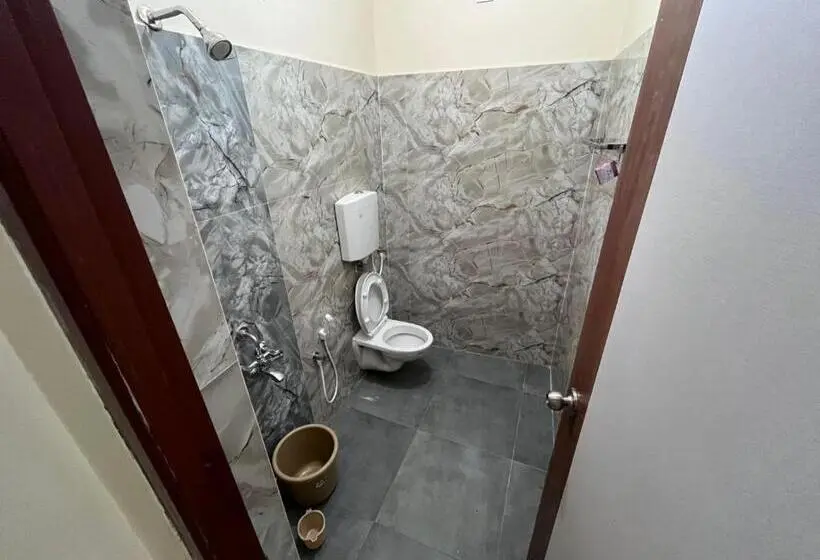 ホテル Sakthi Residency