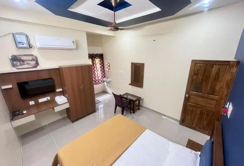 ホテル Sakthi Residency