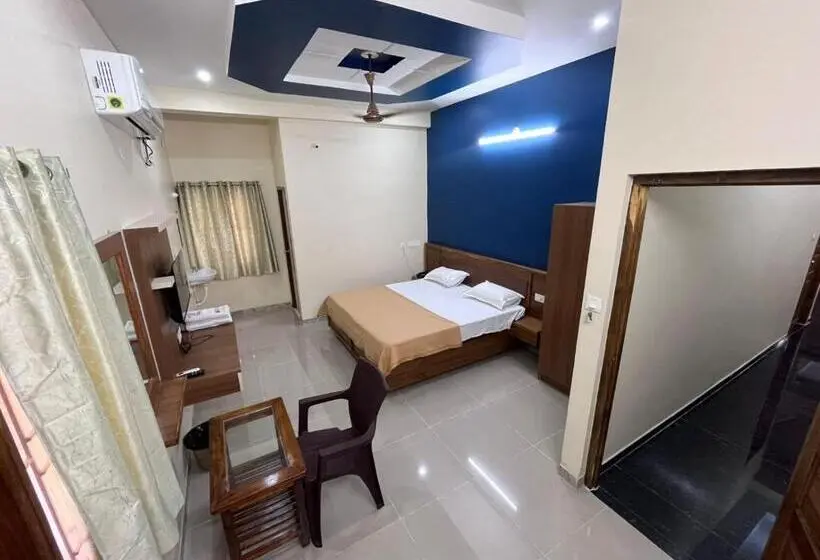 ホテル Sakthi Residency