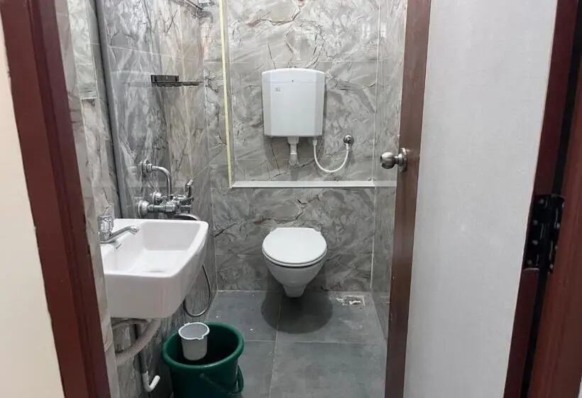 ホテル Sakthi Residency