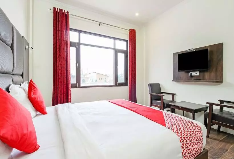 Capital O 29999 Hotel Green Ambition