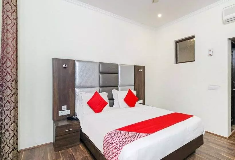 Capital O 29999 Hotel Green Ambition
