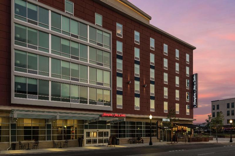 فندق Hampton Inn & Suites Fort Wayne Downtown