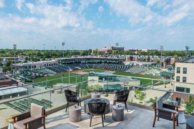 فندق Hampton Inn & Suites Fort Wayne Downtown