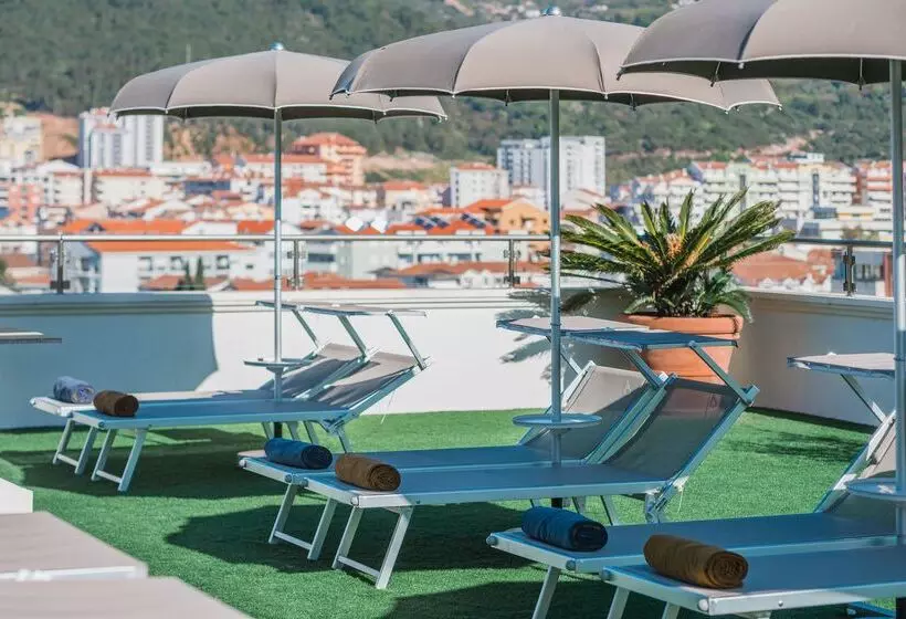هتل Iberostar Waves Slavija