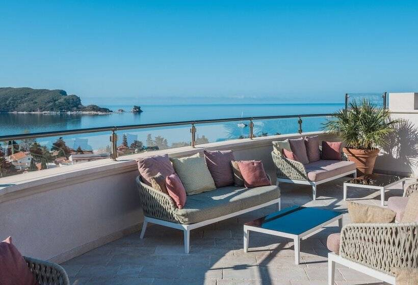 ホテル Iberostar Waves Slavija