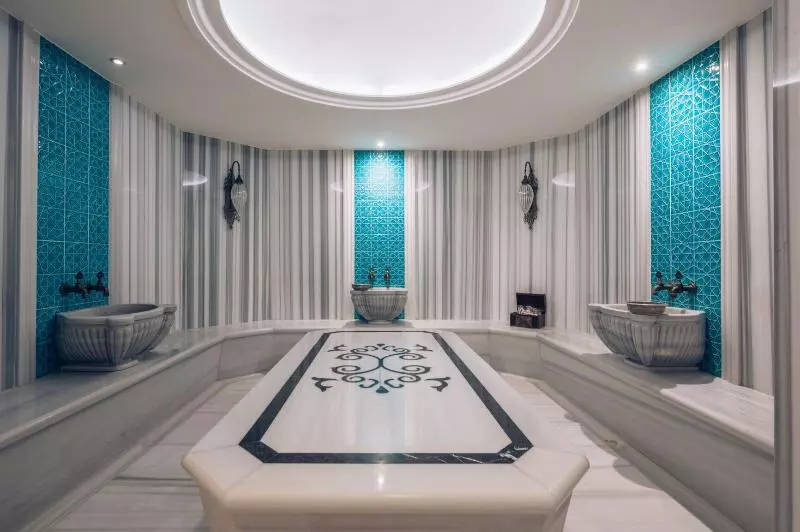 هتل Iberostar Waves Slavija