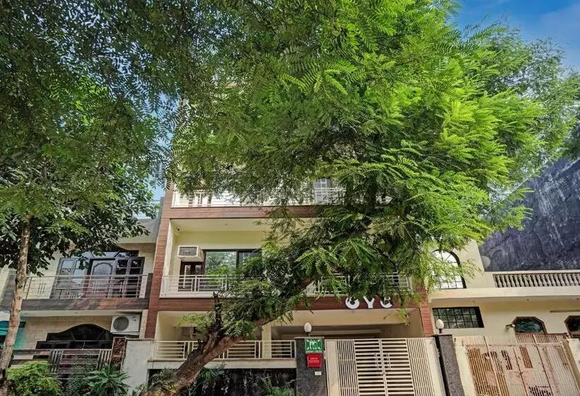 Hotelli Golden Imperial Near Pvr Ansal Plaza Greater Noida