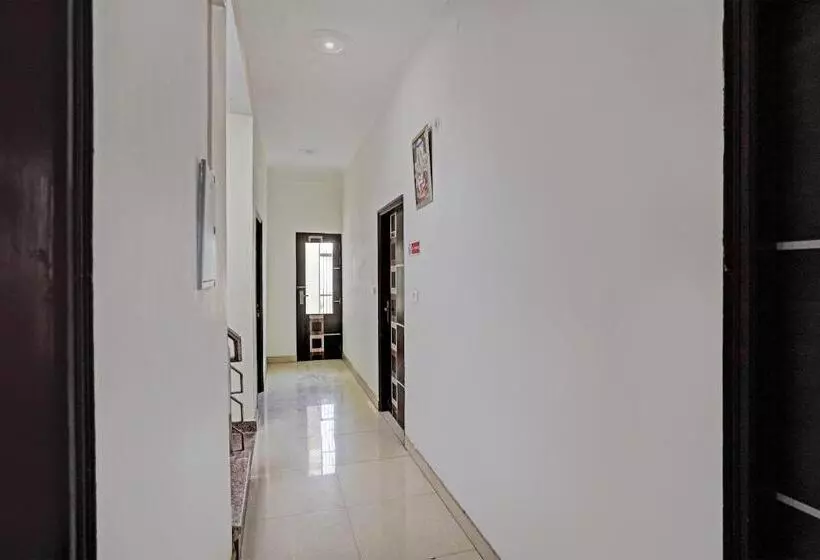 Hotelli Golden Imperial Near Pvr Ansal Plaza Greater Noida