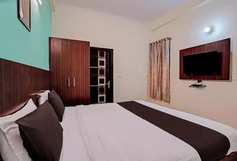 Hotelli Golden Imperial Near Pvr Ansal Plaza Greater Noida