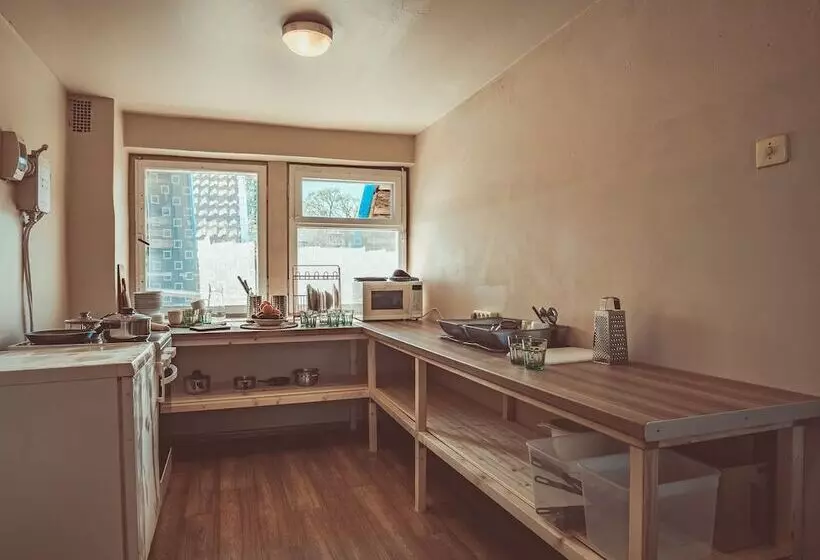 پانسیون Guboja