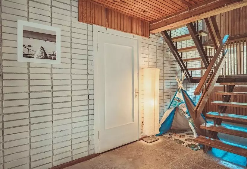 پانسیون Guboja