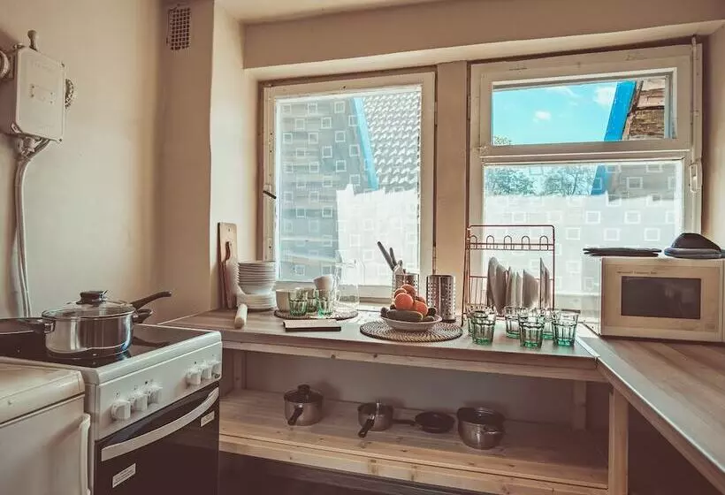 پانسیون Guboja