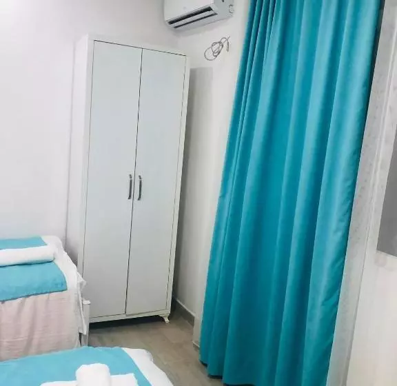 پانسیون Nikas Guest House