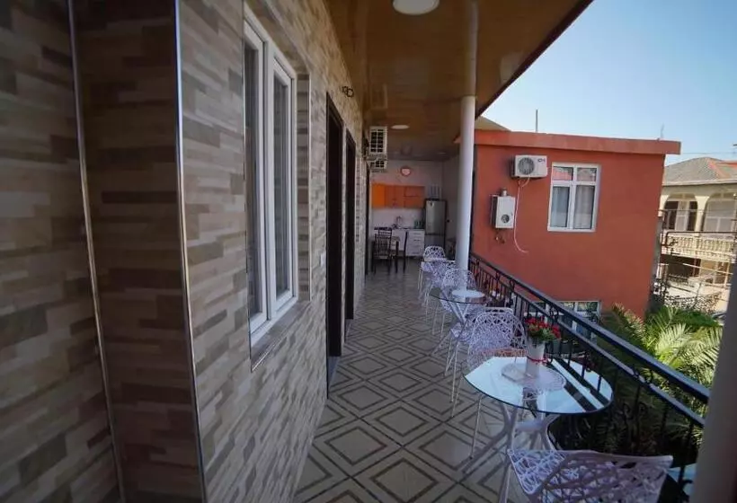 پانسیون Nikas Guest House