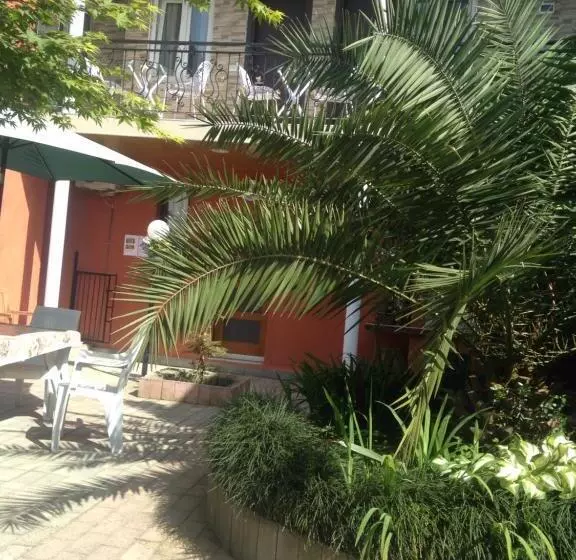 پانسیون Nikas Guest House