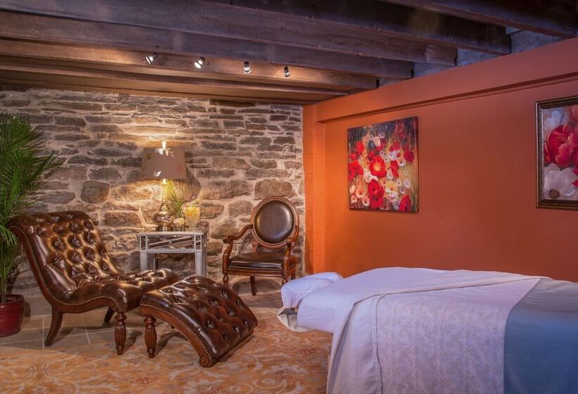 Gothic Eves Inn And Spa Bed And Breakfast