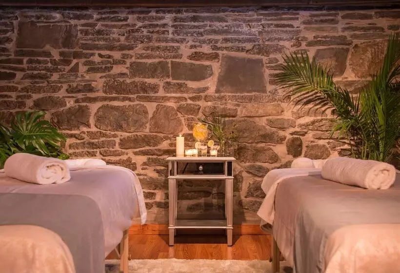 Gothic Eves Inn And Spa Bed And Breakfast