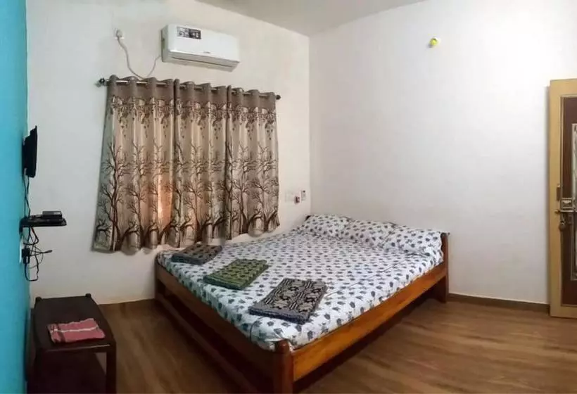 ベッドアンドブレックファースト Kshanbhar Vishranti Home Stay
