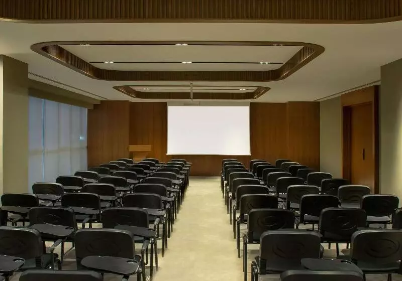 هتل Mövenpick Diyarbakir