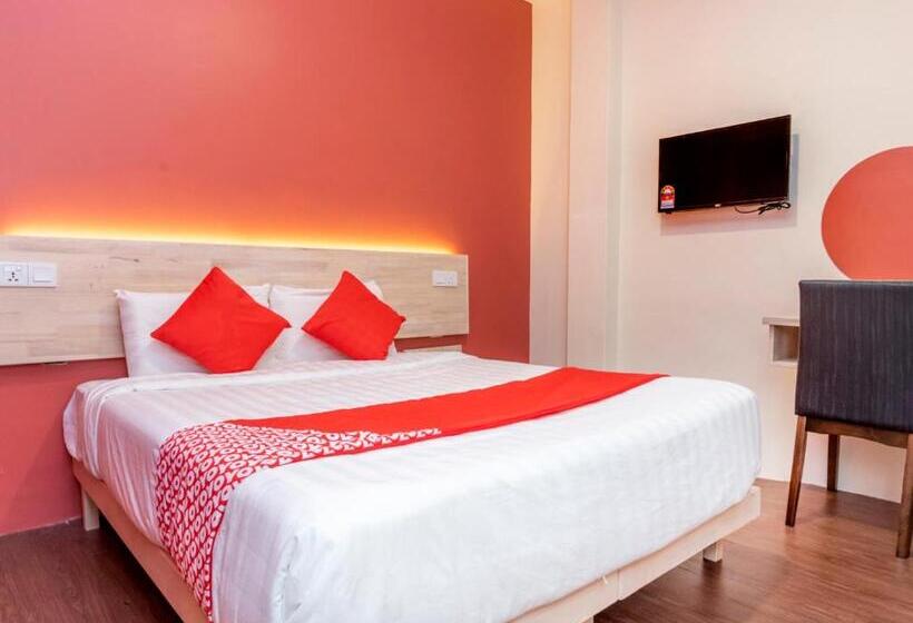 Отель Oyo 778 Bmw 2