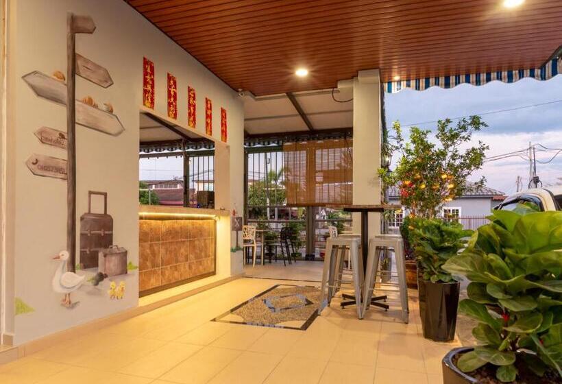 Отель Oyo 778 Bmw 2