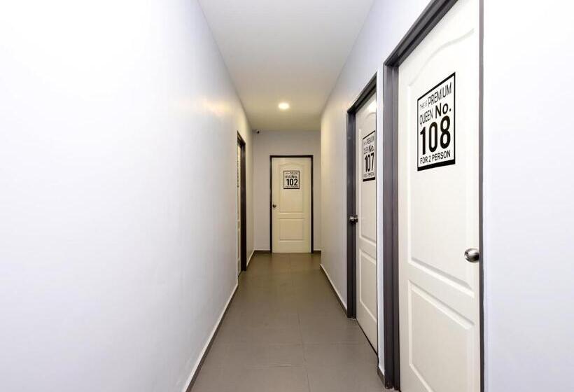 Отель Oyo 778 Bmw 2