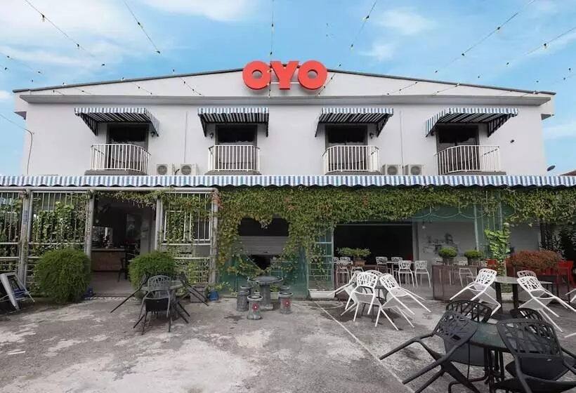 Hotelli Oyo 778 Bmw 2