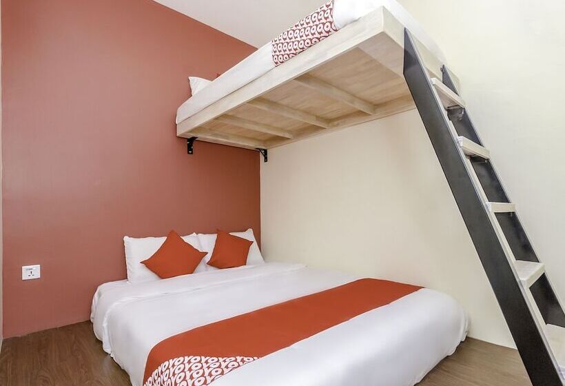 Отель Oyo 778 Bmw 2