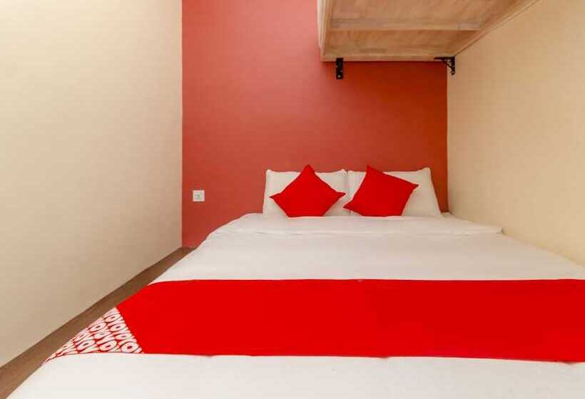 Отель Oyo 778 Bmw 2