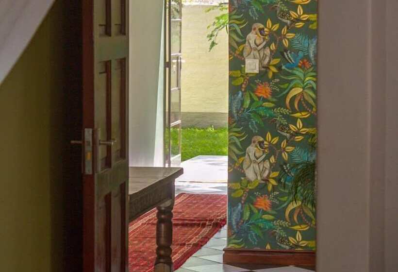 پانسیون 528 Victoria Falls Guest House