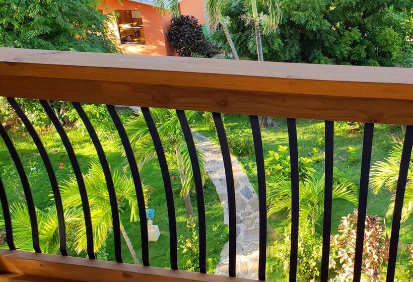 Bayview Vacation Apartments