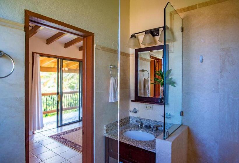 Bayview Vacation Apartments