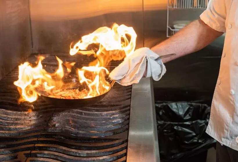 Hotelli Dahlonega Resort And Vineyard