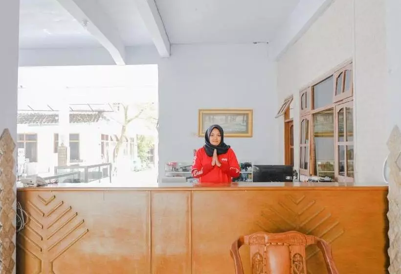 Hotel Oyo 421 Alianda Residence Syariah