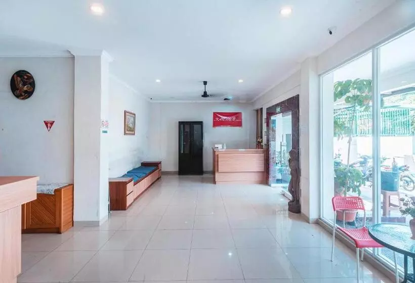 ホテル The Kartini 8 Residence Mangga Besar