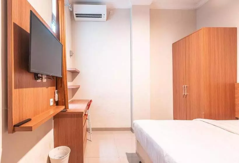 ホテル The Kartini 8 Residence Mangga Besar