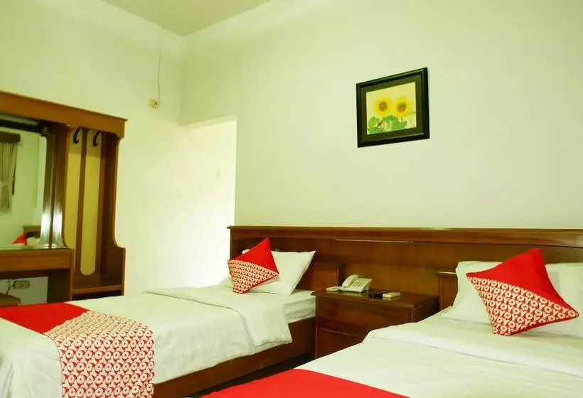Oyo 517 Hotel Arjuna Lawang