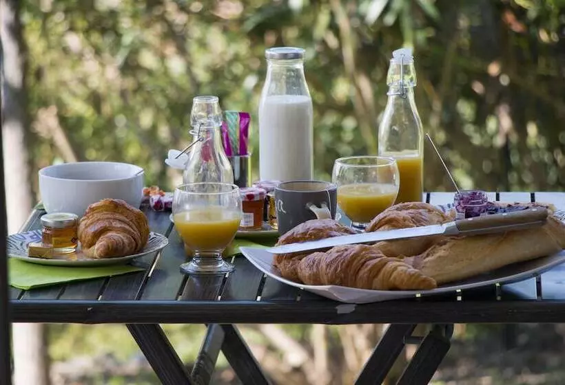 Majatalo Entre Amie & Spa