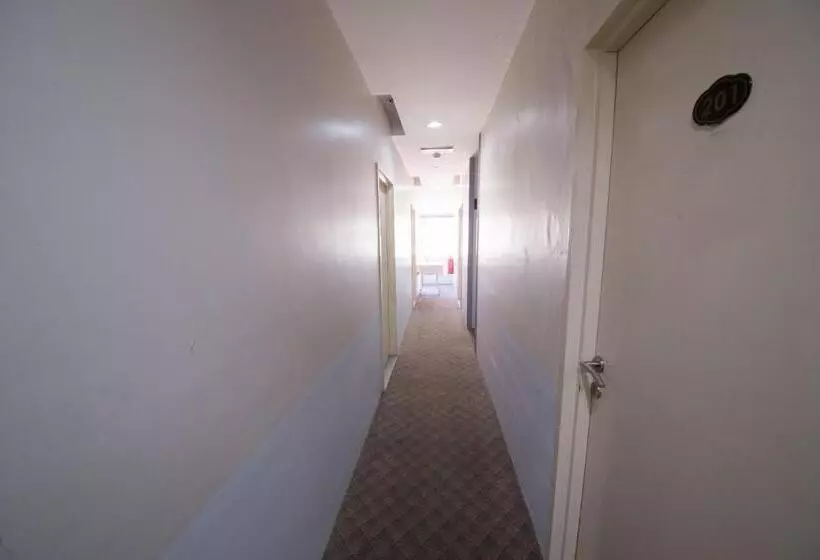 Golden Pearl Hotel Near Universiti Tun Hussein Onn Malaysia Uthm