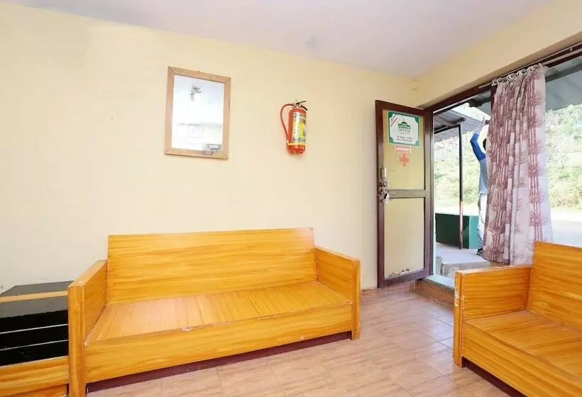 ホテル Oyo 24221 Daneys Guest House